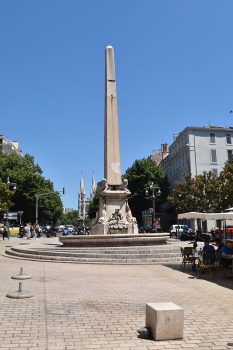 vue générale de la fontaine