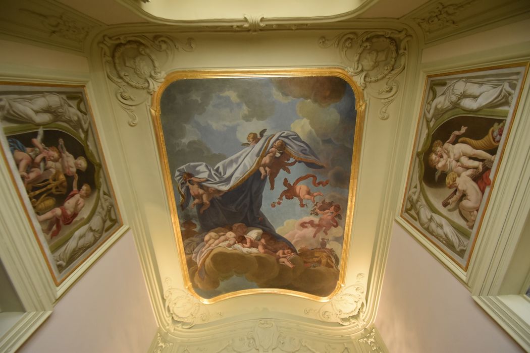 1er étage, cabinet de la chambre de madame Botély, plafond peint et dessus-de-porte