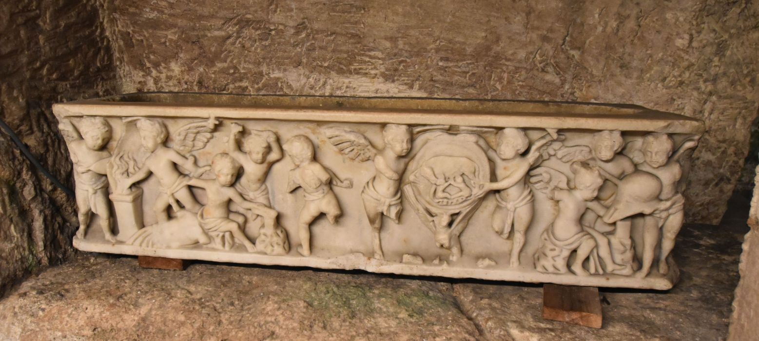 sarcophage dit des saints innocents - © Ministère de la Culture (France), Médiathèque du patrimoine et de la photographie, diffusion GrandPalaisRmn Photo