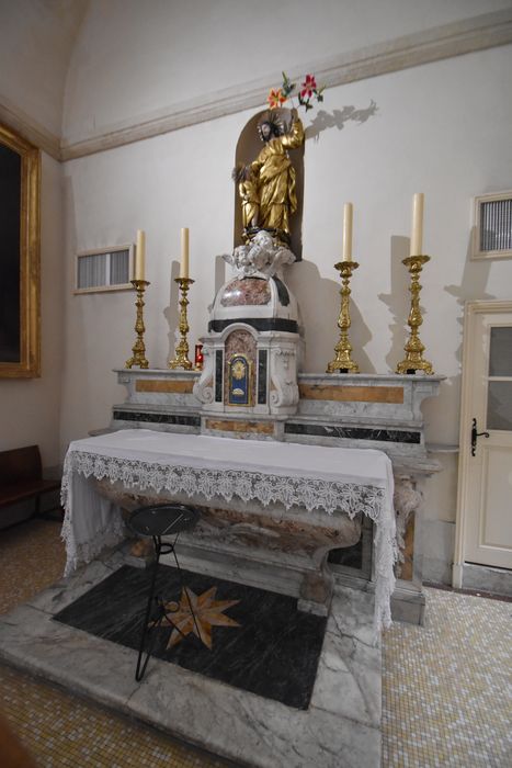 autel de saint Joseph, tabernacle, retable (contre-table) - © Ministère de la Culture (France), Médiathèque du patrimoine et de la photographie, diffusion GrandPalaisRmn Photo