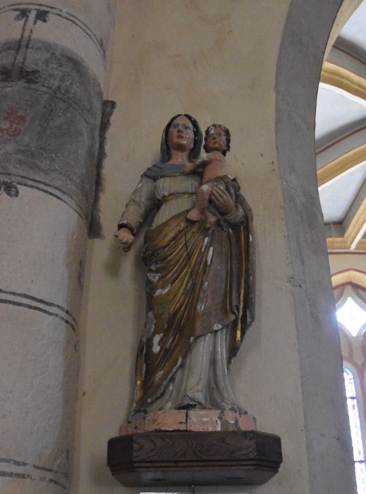 statue : Vierge à l’Enfant