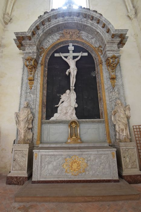 retable sud, statues : Saint Martin, sainte Fare - © Ministère de la Culture (France), Médiathèque du patrimoine et de la photographie, diffusion GrandPalaisRmn Photo