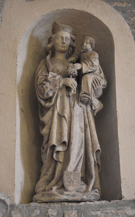 statue : Vierge à l'Enfant