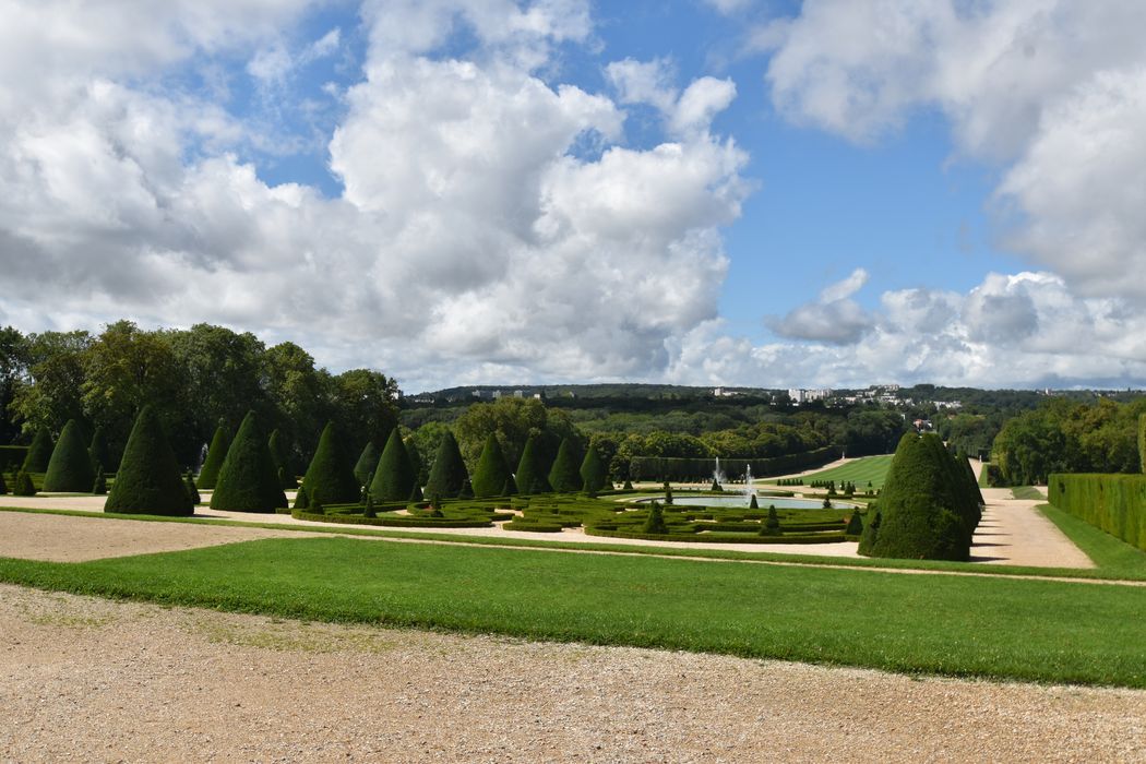 parc, grande perspective ouest depuis la terrasse du château