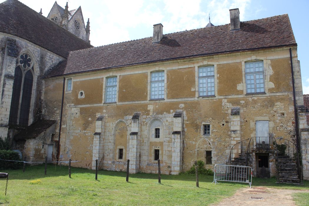 logis des moines, façade est