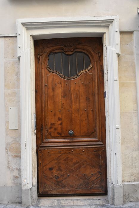 porte d’accès sur rue