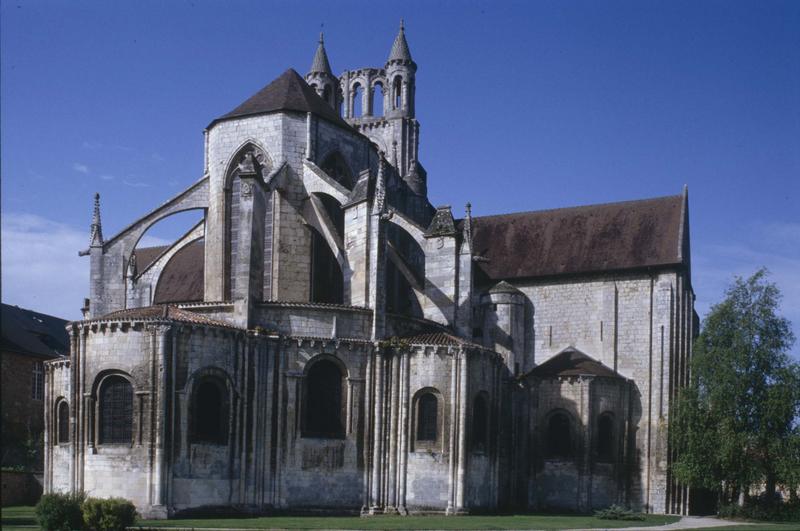 Abside et transept