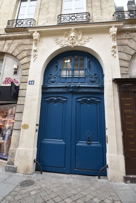 portail d'accès sur rue