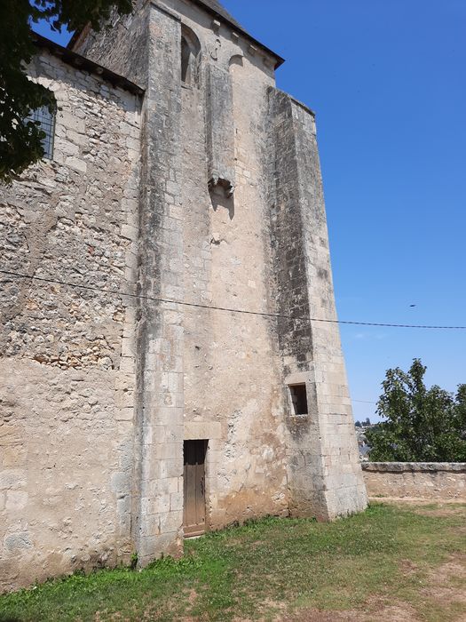 façade latérale sud-est, vue partielle