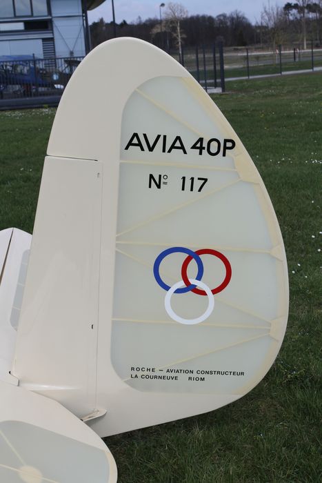 planeur Avia 40 P n° 117 immatriculé F-AZQP (ex BGA 680), détail