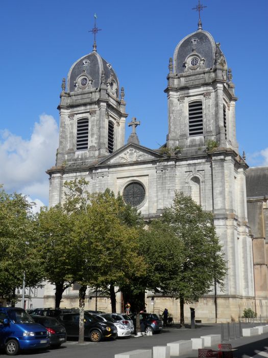 Façade ouest, vue partielle