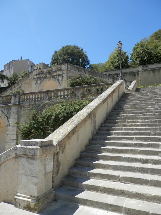 vue partielle de l’escalier