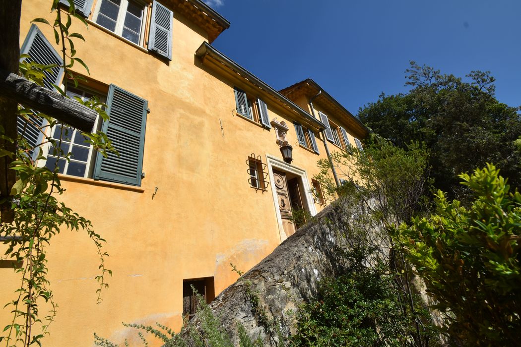 maison, façade sud-ouest, vue partielle