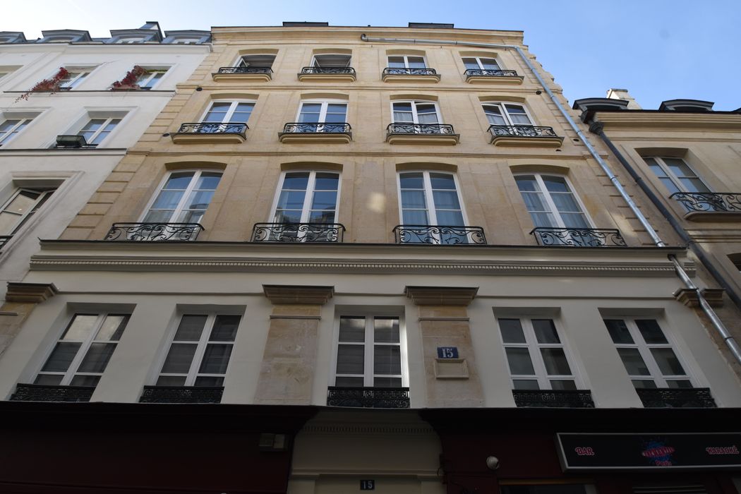 façade sur rue