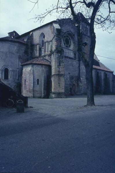 Ensemble nord-est et abside de l'église abbatiale