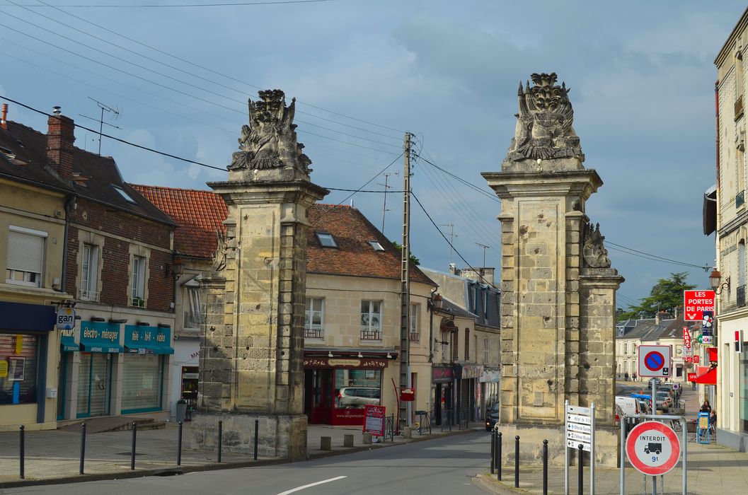 vue générale de la porte depuis le Sud-Ouest