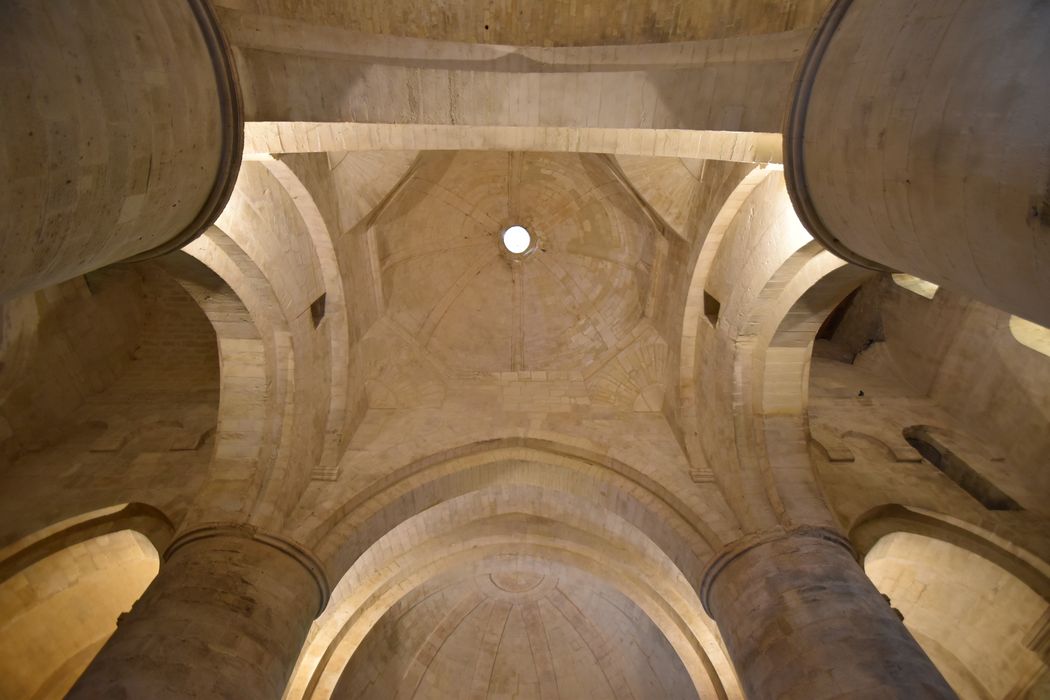 église Saint-Honorat, voûte de la croisée du transept