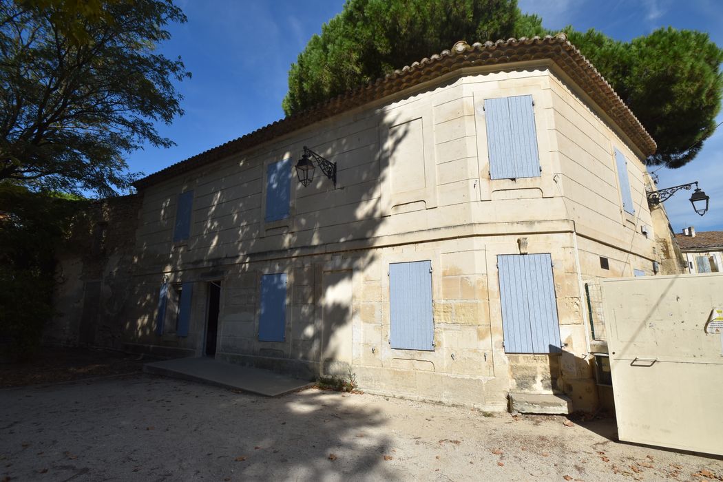 bâtiment est, façade ouest sur la cour, vue partielle