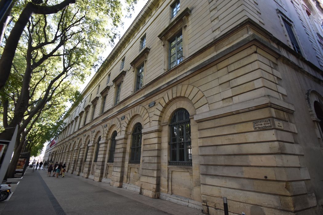 aile sur le boulevard Victor Hugo, façade nord-est, vue partielle