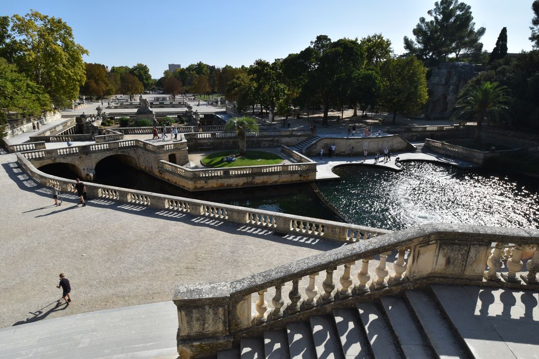 vue partielle du jardin