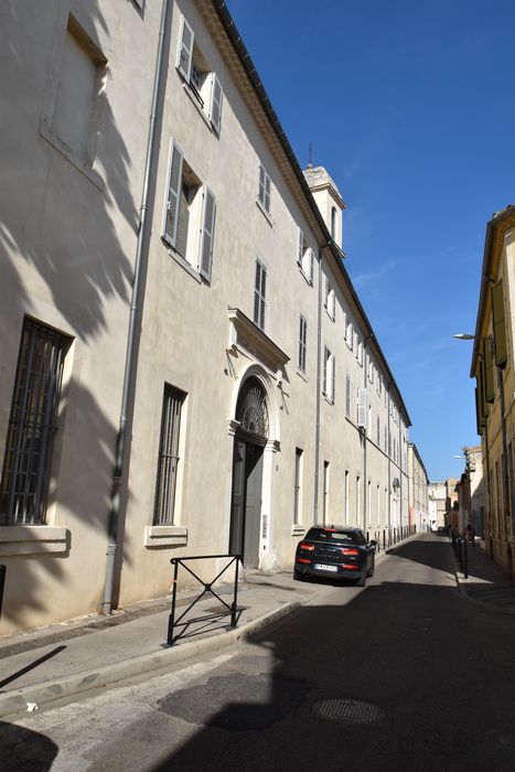 façade sur la rue des Chassaintes