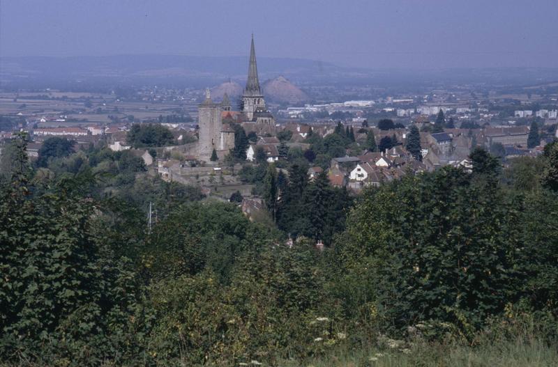 Vue générale de la ville et la cathédrale