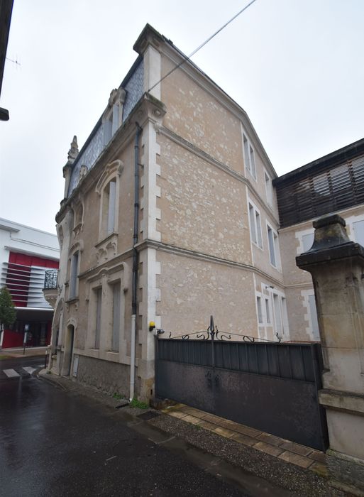 façades sud et est depuis le cours Washington