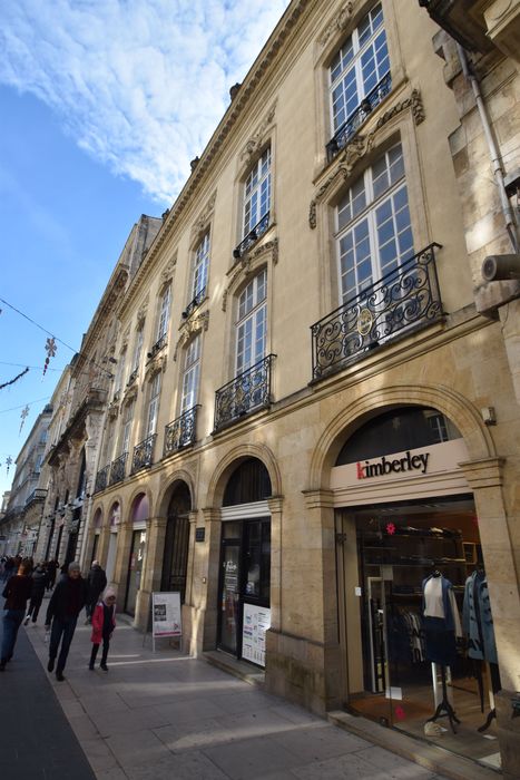 façade sur rue