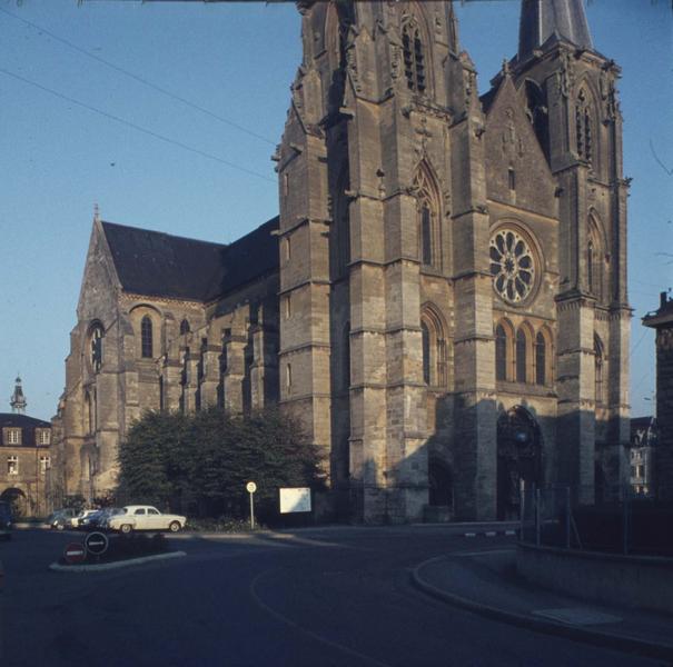 Ensemble nord-ouest de l'église abbatiale