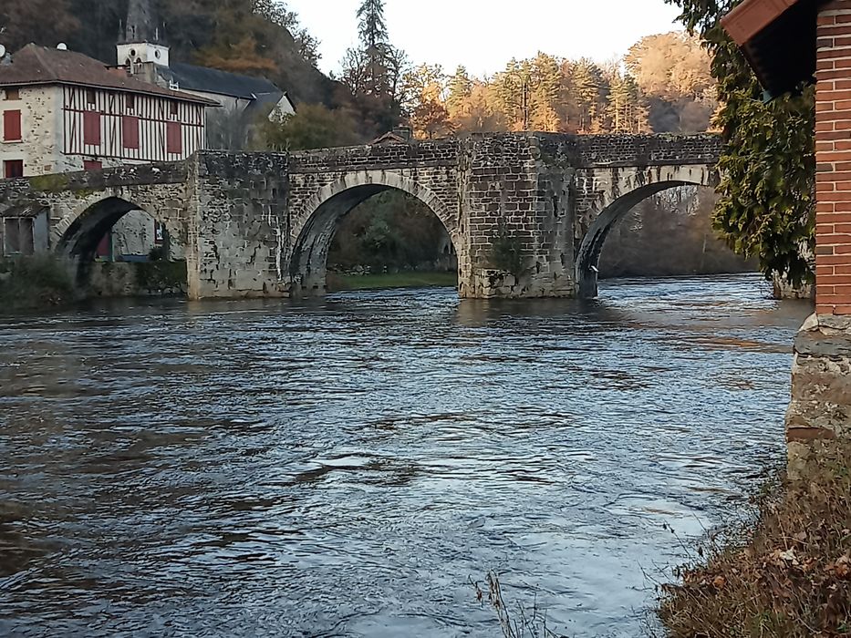 vue générale du pont depuis l’aval