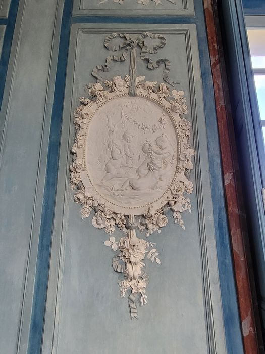 pavillon du verger, détail des décors de stucs