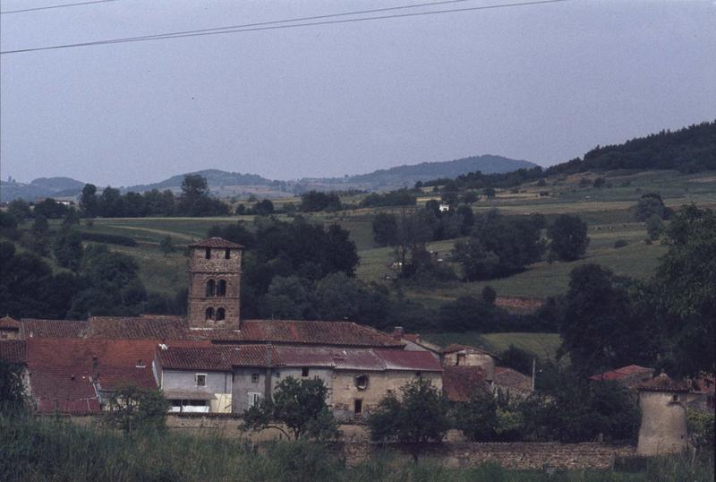 Prieuré et clocher de l'église