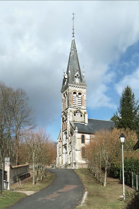 vue partielle de l’église depuis le Sud-Ouest