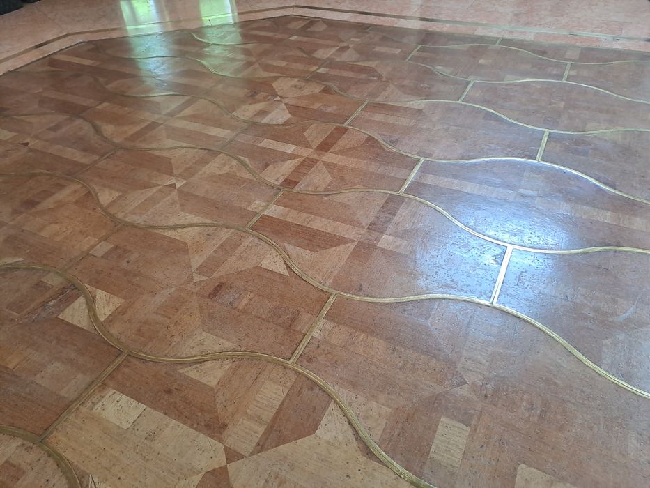 actuelle salle-à-manger, vue partielle du parquet