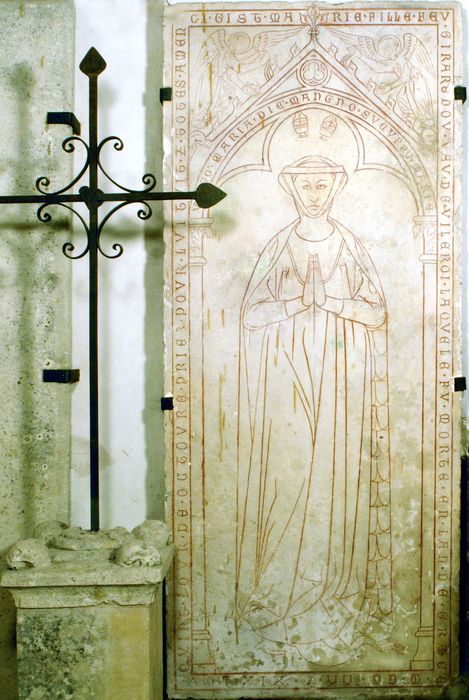 dalle funéraire de Marie du Vau de Villeroy - © Ministère de la Culture (France), Médiathèque du patrimoine et de la photographie, diffusion GrandPalaisRmn Photo