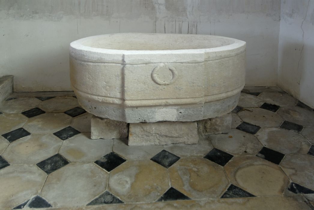 fonts baptismaux