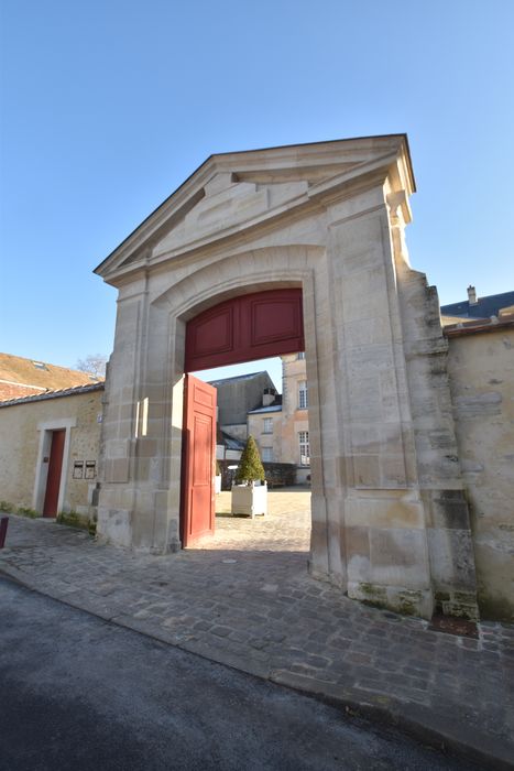 portail d’accès ouest à la cour d’honneur, élévation ouest