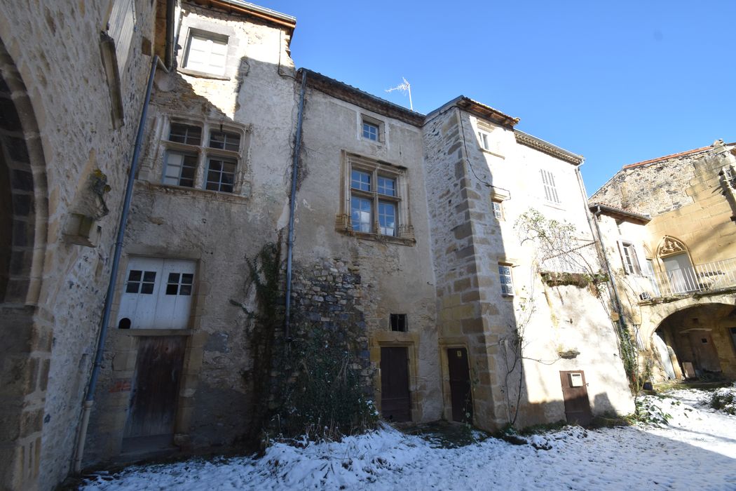 cour intérieure, façade sud