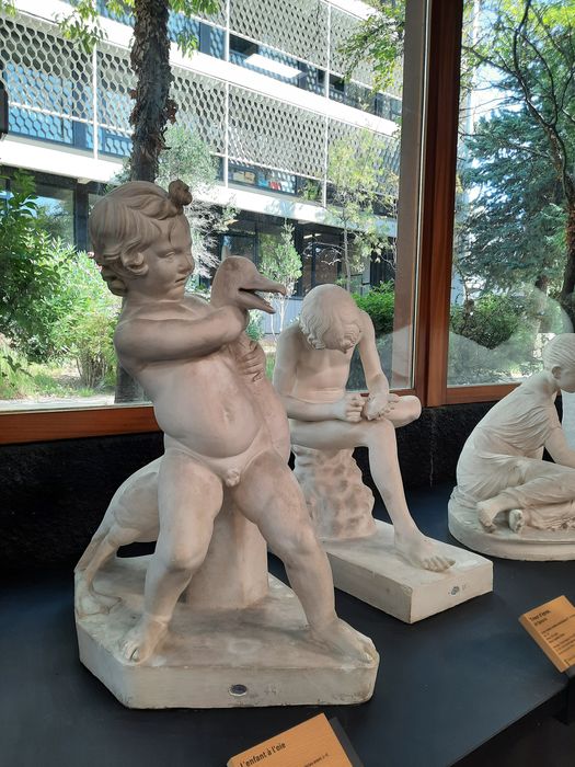 moulages de sculptures d'après l'antique, détails des œuvres exposées