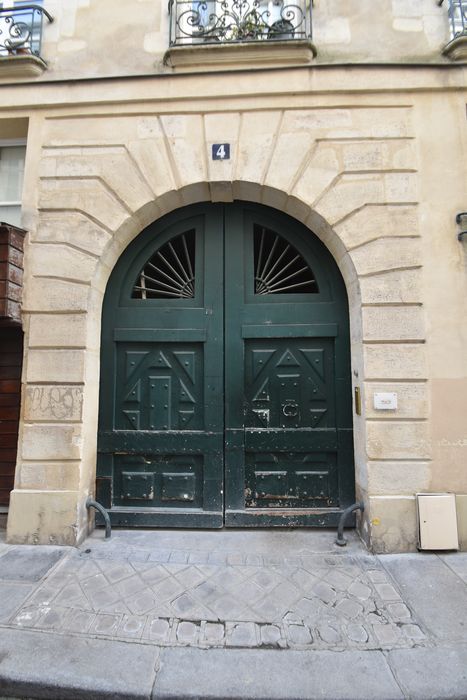 portail d’accès sur rue