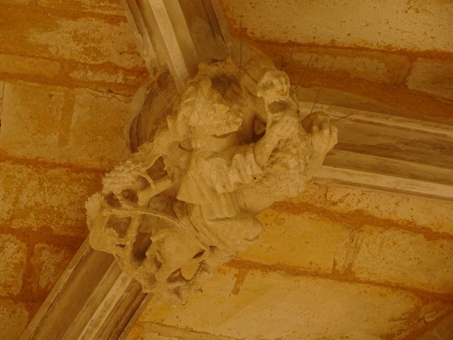 cloître, détail d’une clef de voûte