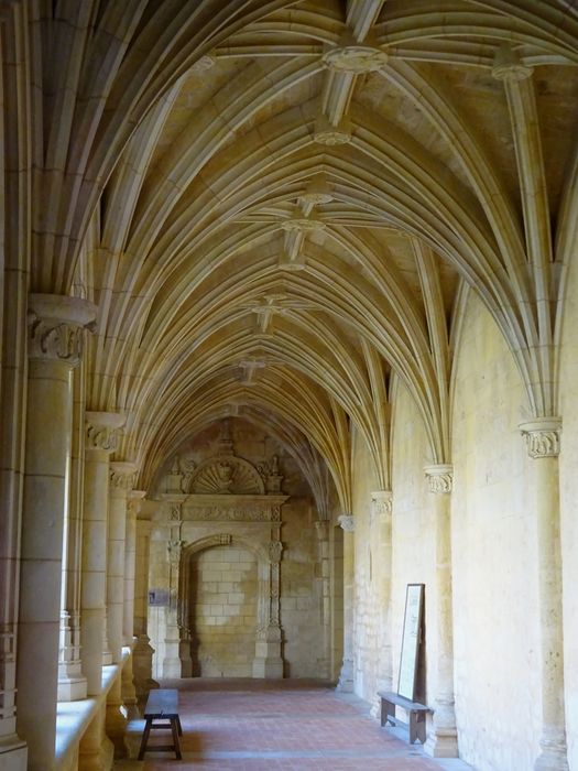 cloître, galerie ouest