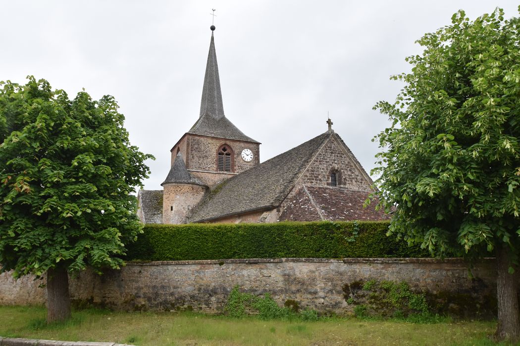 vue partielle de l’église depuis le Nord-Ouest