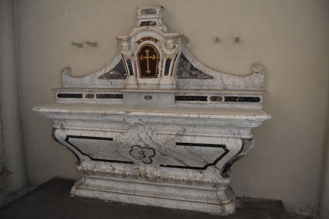 autel, gradin d'autel, tabernacle