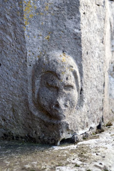 porche d’accès ouest, détail