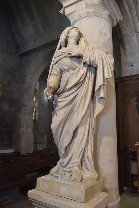 statue : Vierge