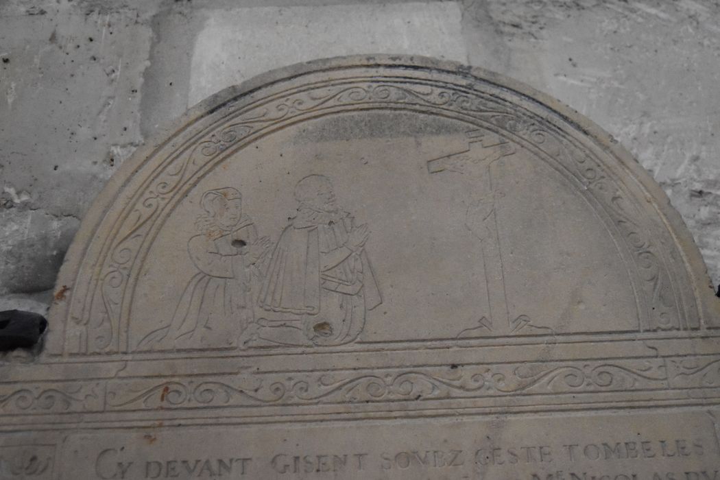 plaque funéraire de Nicolas du Pont et Jeanne Monnart, son épouse, détail