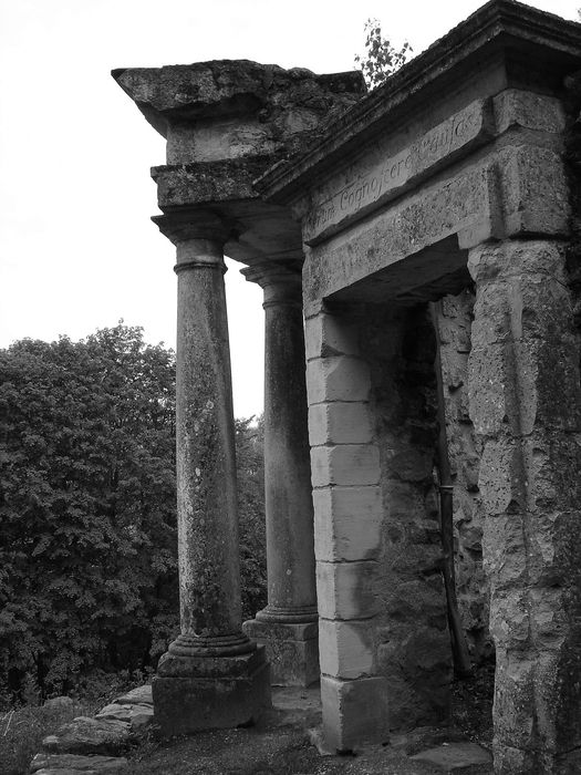 parc, temple de la philosophie, vue partielle