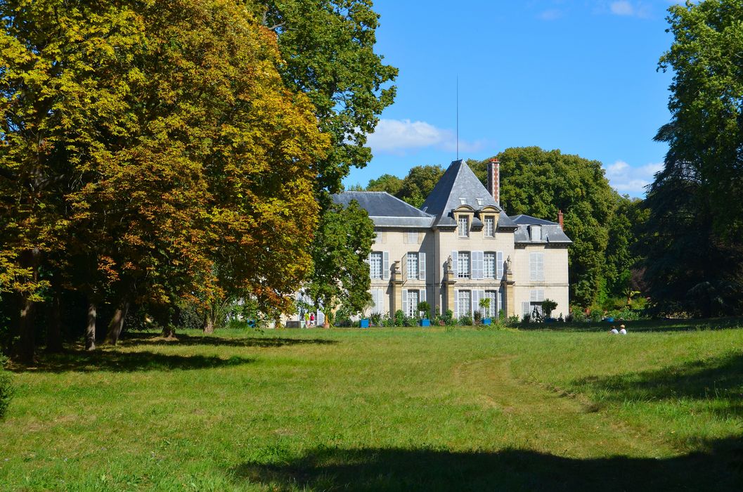 façade sud-ouest, vue partielle