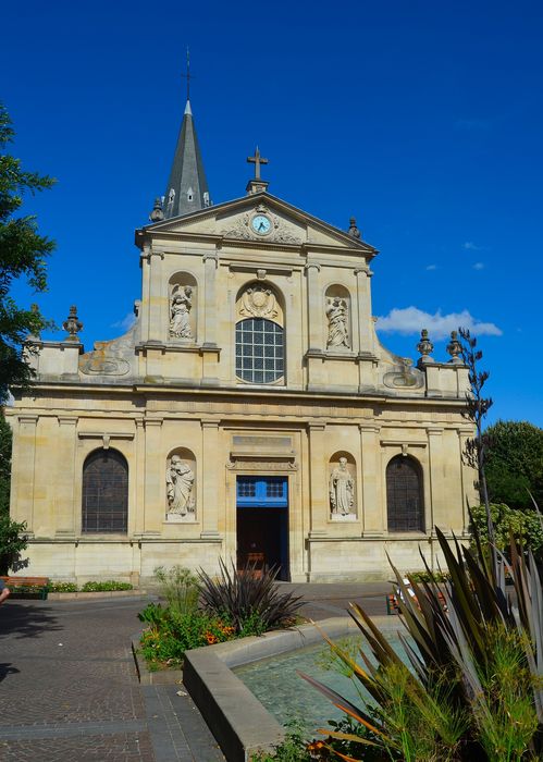 Eglise Saint-Pierre-Saint-Paul